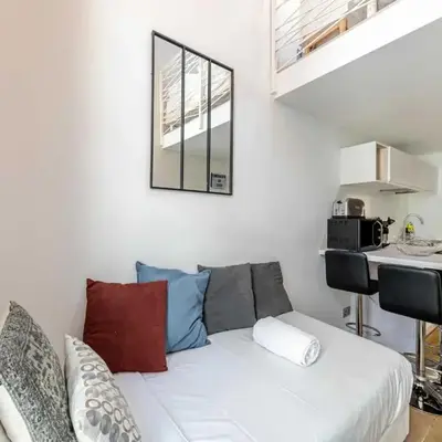 Bright duplex-Cannes Centre -Mobility lease