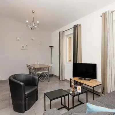Residence Aout 43