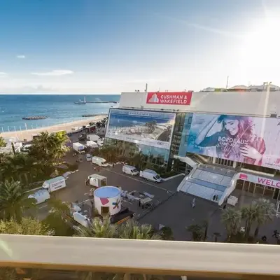 Luxury Croisette Sea view facing Palais