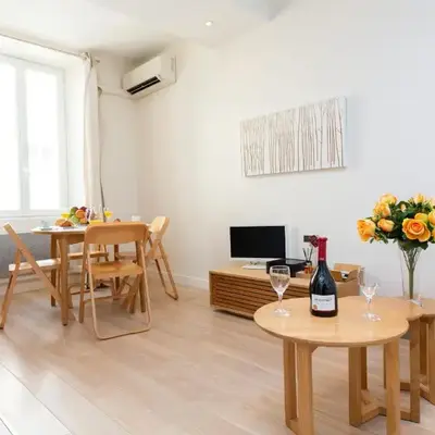 Le Cosy YourHostHelper