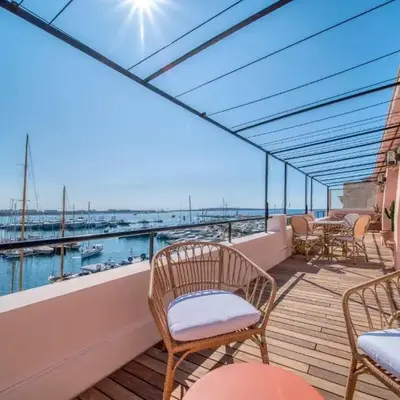 REF 1923 - Cannes Vieux-Port 5-star penthouse for rent sea view