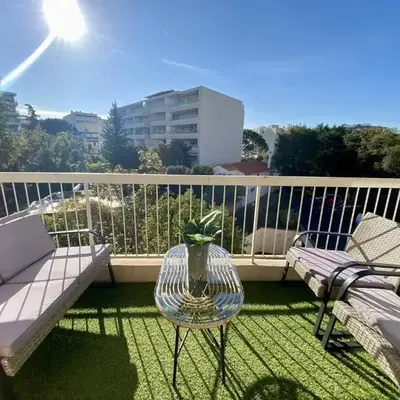 Cannes proche Croisette - 2P tout confort terrasse