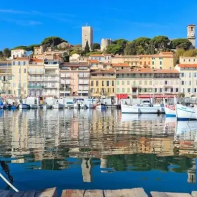Cannes hyper centre quartier historique du suquet -palais-croisette