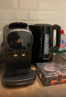 a coffee maker and a blender on a counter at Verginia in Cannes