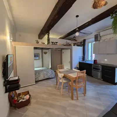 Meynadier 66 - Appartement Très Calme avec Cour Privative
