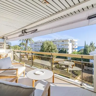 REF 1980 - Cannes palm Beach sea view