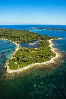 an aerial view of an island in the ocean at Cannes Centre-Ville, Clim, WiFi 2-4P in Cannes