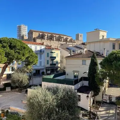 CANNES SUQUET spacieux studio