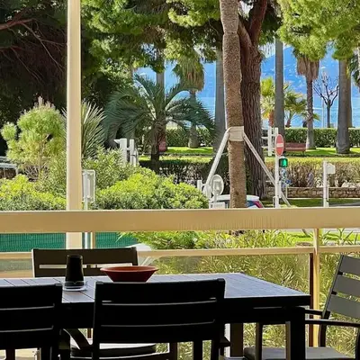 Luxurious 2-bedroom Pointe Croisette