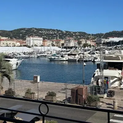 PORT DE CANNES SUPERBE 3 Pièces