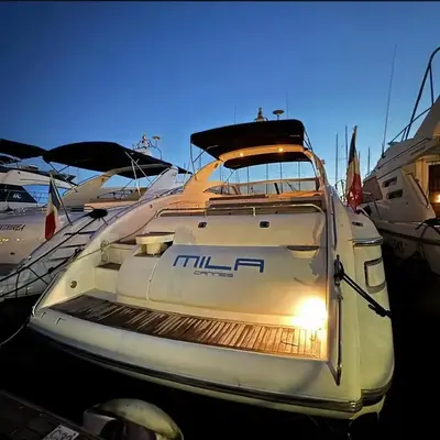 yacht 17M Princess V52 Cannes port canto 3 chambres AC