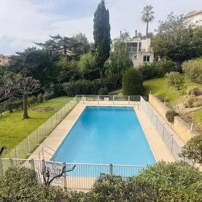 Light modern Studio with Garden terrace shared pool - 2294