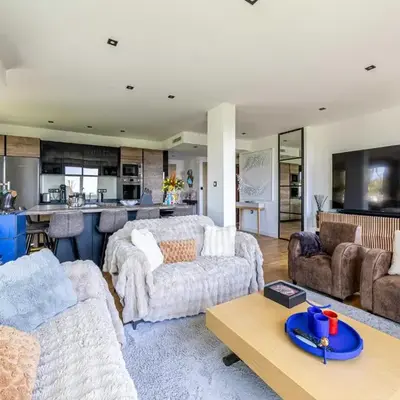 Modern flat with sea view - AC- 2BR- 4P - Cannes