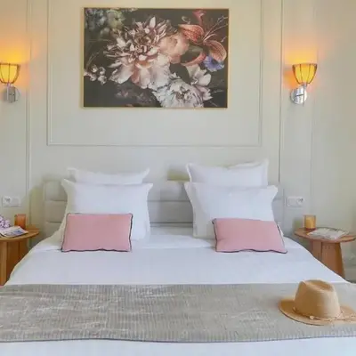 Emily 2 bedrooms 2 baths near Palais