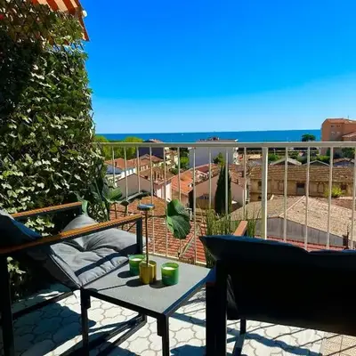 Shiny Sea View Flat vue merTerrace in Cannes