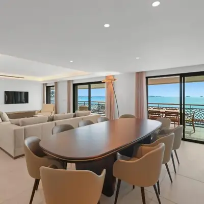 REF 1998 - Cannes - Sea view apartment for rent