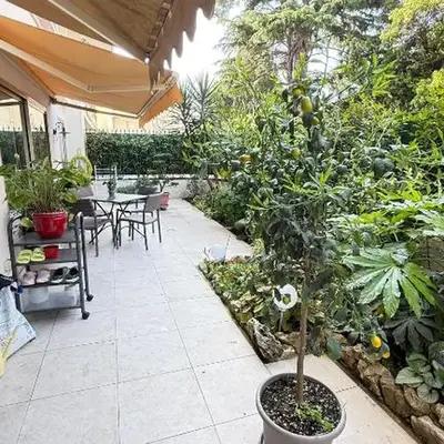 Studio basse californie cannes