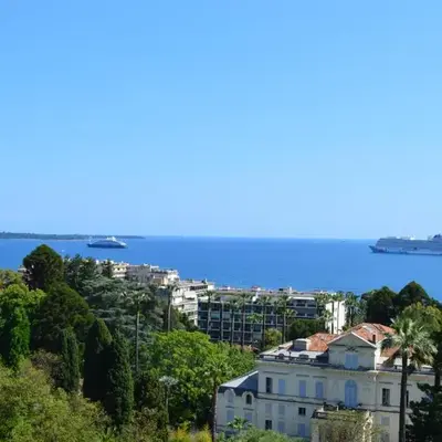 Appartement 3p vue mer proche plages et congrès