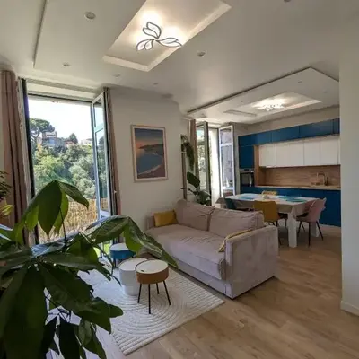 Central Cannes Cozy T4 Walk to Beach & Congress