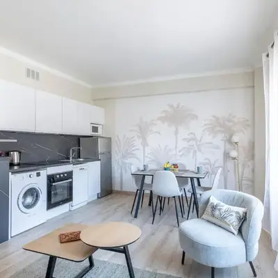 Le 45 Clémenceau - Superbe logement proche plages et Palais