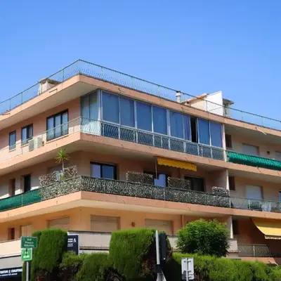 Apartment les Gemeaux by Interhome