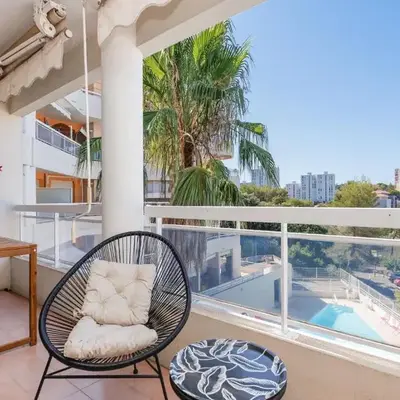 Appartement Grand Balcon Sud avec Piscine proche Cannes