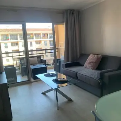 2 pièces vue piscine et plage à 2min