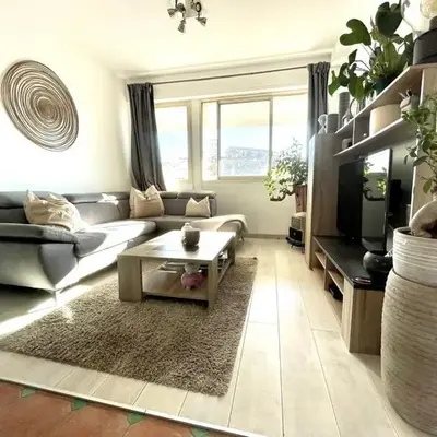 Bel appartement central 2 chambres