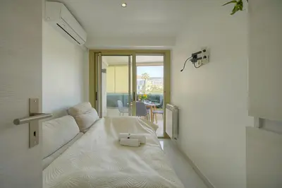 Gallery image of Lumineux 2 chambres à 5 min de la CROISETTE A2B259 in Cannes