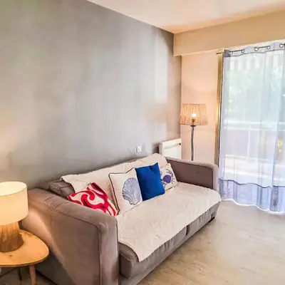 Apartment Villa Lerins-8 by Interhome