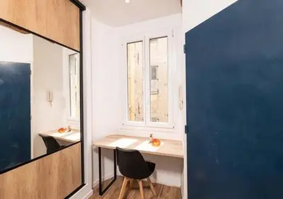 a bathroom with a desk and a window and a chair at NEW Le Backstage Croisette et Plages à 5 min Cannes Lifestyle Central Stay OFFRE SPECIALE in Cannes