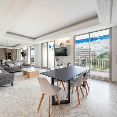 Superbe appartement 5 pièces sur la Croisette