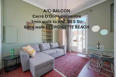 a living room with a couch and two tables at Chic 2 Pieces BALCON, HOCHE-HYPERCENTRE A1B162 in Cannes