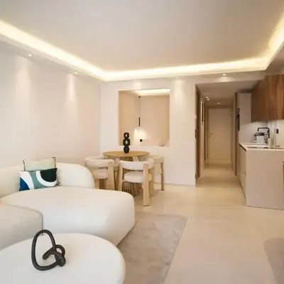 A C apt in the heart of Cannes—Croisette Beaches