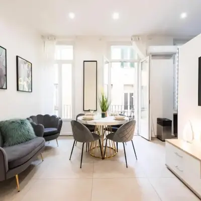 Résidence Appartement Moderne En Plein Centre Ville ! - Appartement moderne en plein centre ville ! MAE-2463