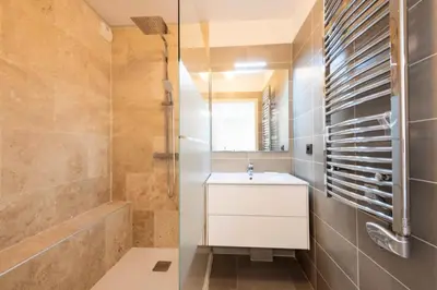 a bathroom with a sink and a shower at Résidence 3p Piscine, Parking Et Plages à 100m - 3P piscine, parking et plages à 100m MAE-2763 in Cannes