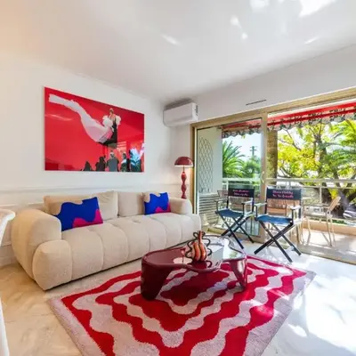 3-Br Apartment Sea View Terrace & Parking