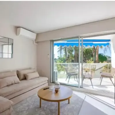 Appartement proche du centre de Cannes avec parking