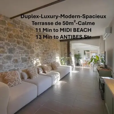 DUPLEX 3 Chambres TERRASSE et 1 DEPENDANCE A4B026