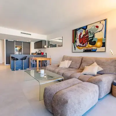 Villa Lerins 401 by Halldis