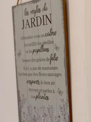 a picture of a sign on a wall at Croisette, studio with garden, air conditioning in Cannes