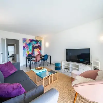 Spacious 1-bedroom apartment in the heart of Cannes
