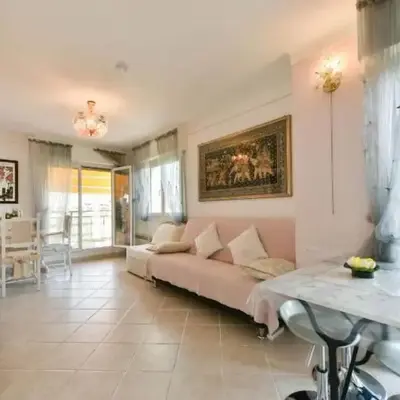 Apartment Boite d'Amour Wohnung mit Terrasse und Solarium by Interhome