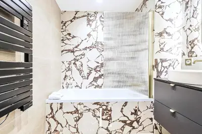 Gallery image of Les Lucioles 10 - Luxury Garden Apartment 3 Bedrooms - Sleeps 8 in Cannes