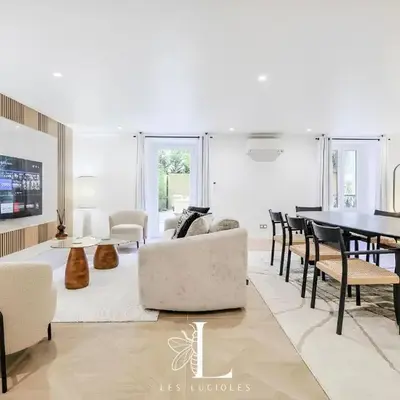 Les Lucioles 10 - Luxury Garden Apartment 3 Bedrooms - Sleeps 8