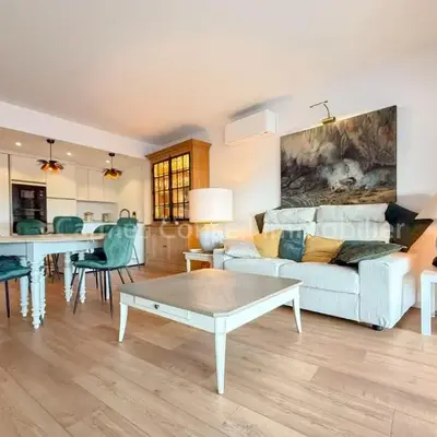 Central and premium apartment with terrace & sea view