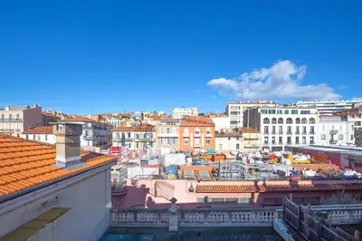 a view of a city from the roof of a building at Coeur de ville - Charmant appartement rénové - FS in Cannes