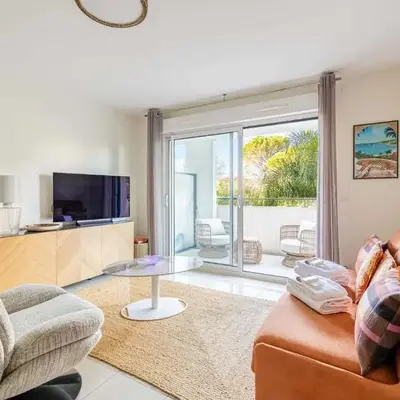Spacious Apartment a c 1BR 4P – With Pool