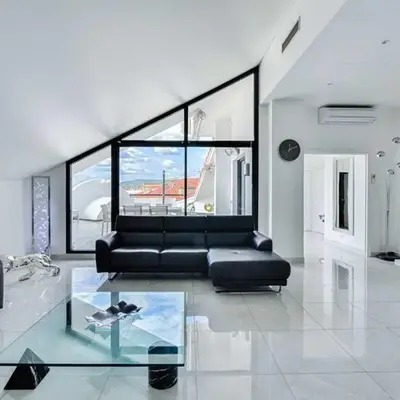 Luxury Penthouse 120mÂ² in the heart of Cannes