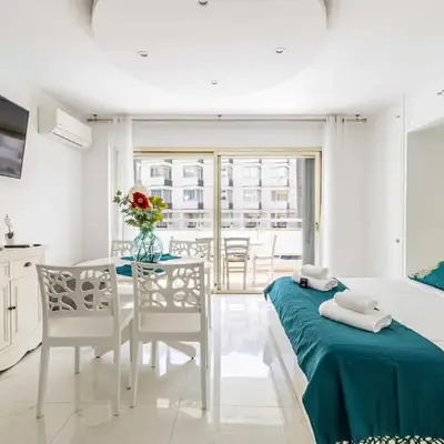 Charming studio near the Croisette